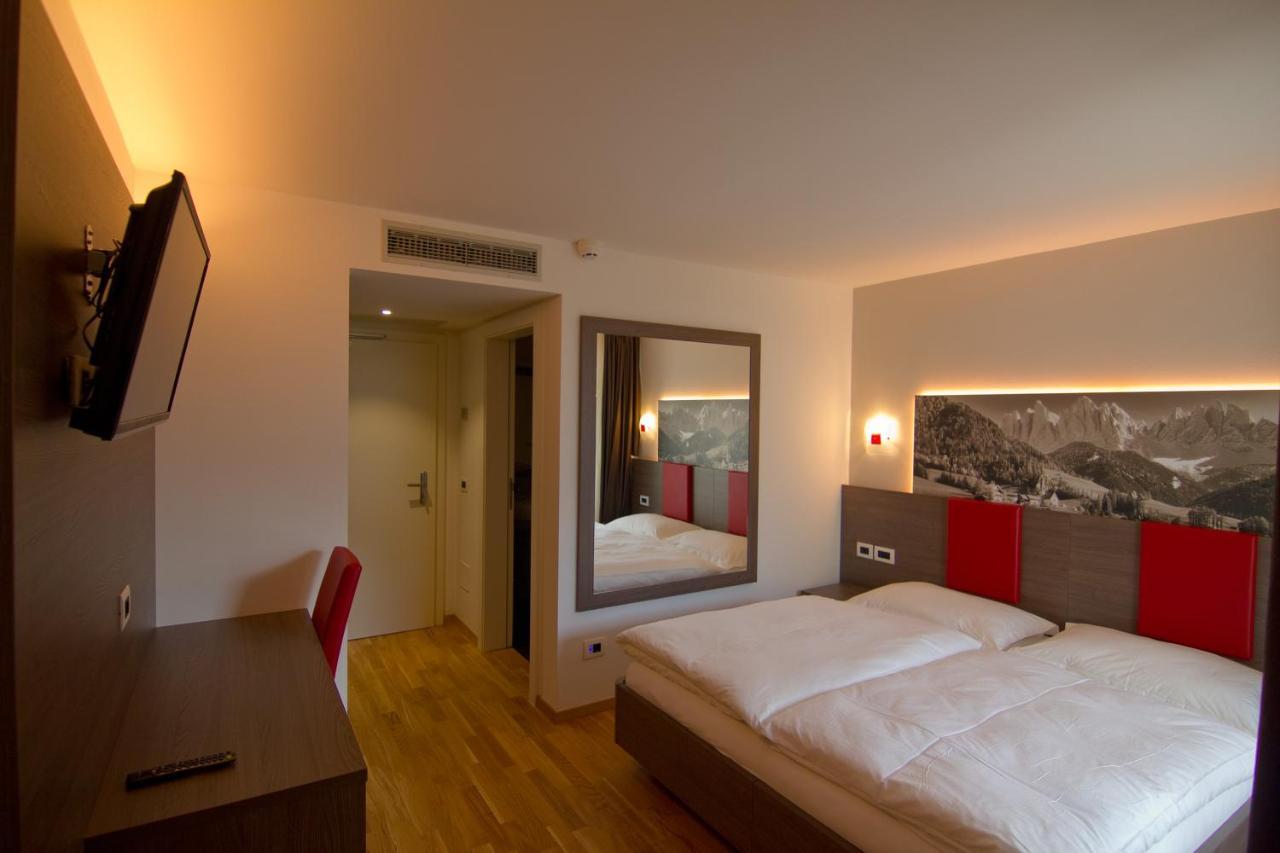 Hotel Comfort Erica Dolomiti Val D'Adige Salorno Luaran gambar