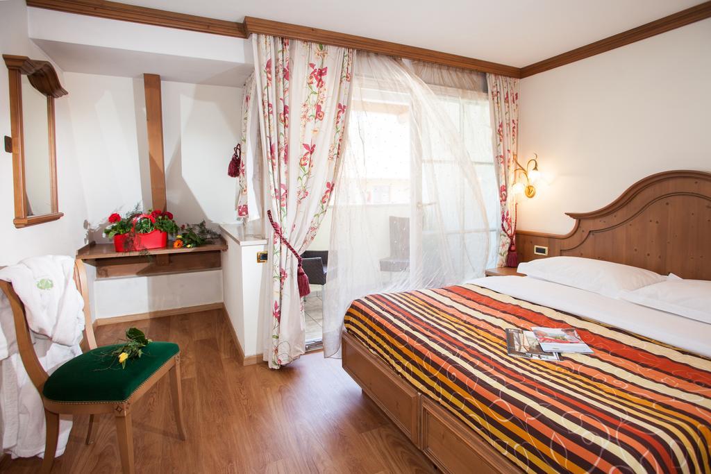 Hotel Comfort Erica Dolomiti Val D'Adige Salorno Luaran gambar