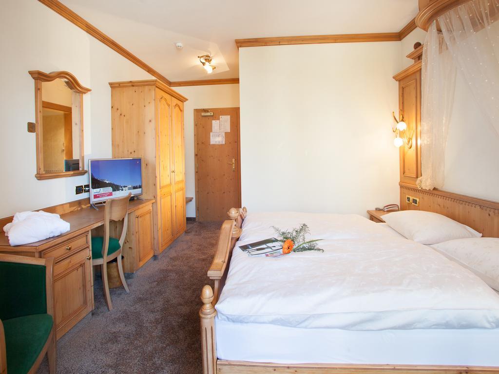 Hotel Comfort Erica Dolomiti Val D'Adige Salorno Luaran gambar