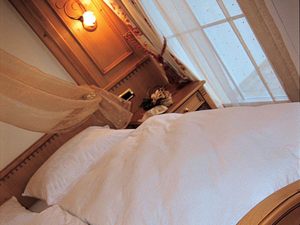 Hotel Comfort Erica Dolomiti Val D'Adige Salorno Luaran gambar